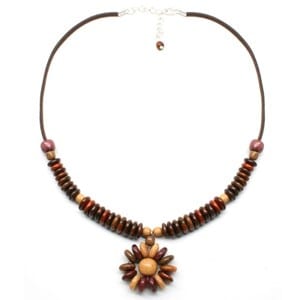 Collier pendentif fleur en bois