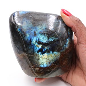 Labradorite 710gr 95mm de madagascar
