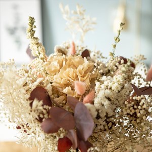 Bouquet de fleurs séchées eucalyptus