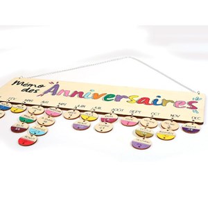 Calendrier des anniversaires en bois 40