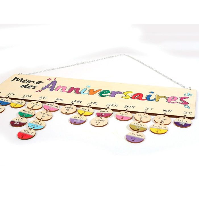 Calendrier des anniversaires en bois 40