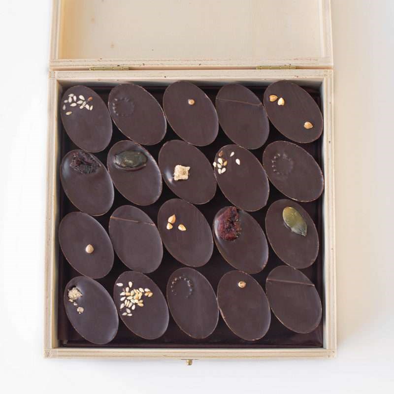 Mon jardin chocolaté - Boîte bois de 20 chocolats bio (240 g)