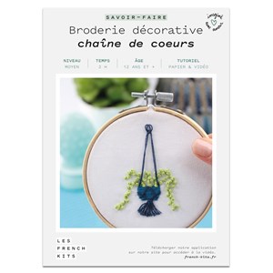 Kit broderie green - chaîne de coeurs