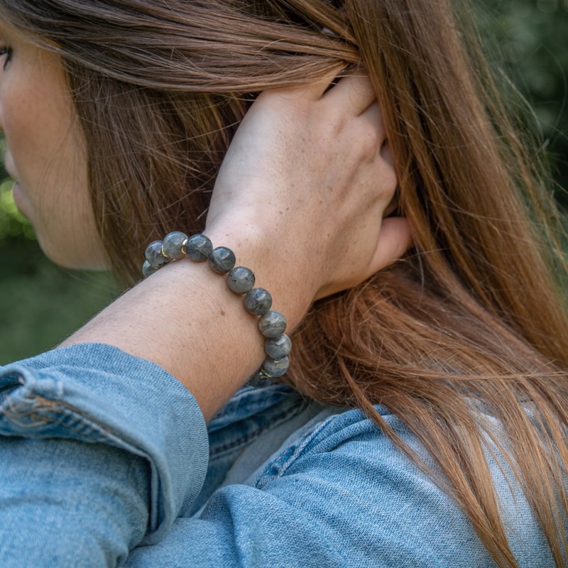 Bracelet kamelia pierres de spectrolite