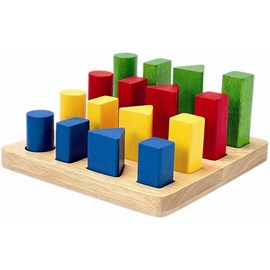 Plateau de 4 formes géométriques