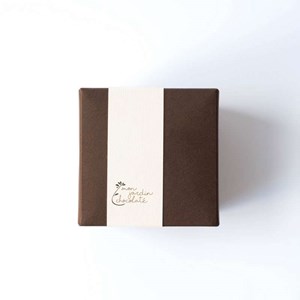 Boîte de 12 chocolats bio (144 g)