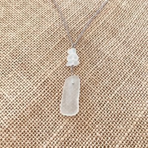 Collier presqu'île en verre de mer blanc