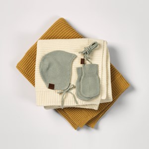 Couverture tricot en laine