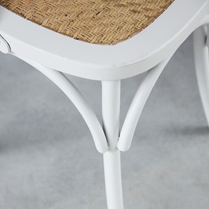 Lot 2 chaises bistrot acajou et rotin