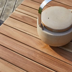 Table haute de jardin teck