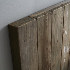 Tête de lit en pin recyclé massif