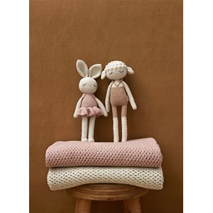 Doudou en crochet lapin