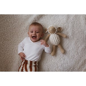 Doudou en crochet mouton