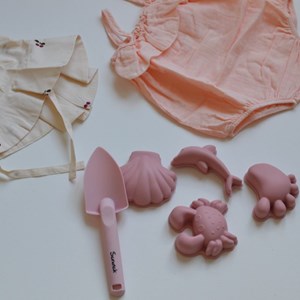 Moules à sable - rose -