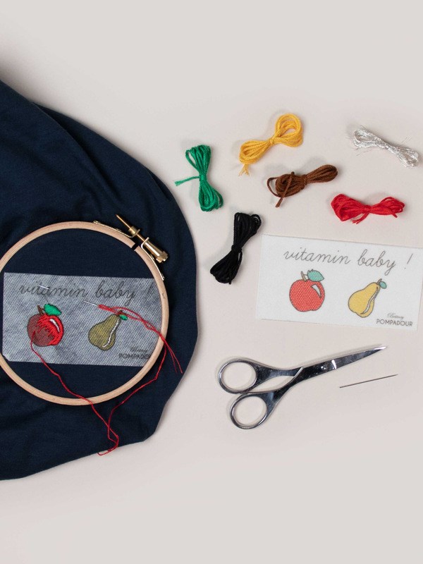Britney Pompadour - Kit easy broderie - pomme-poire