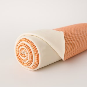 Couverture en coton bio blanc et vichy