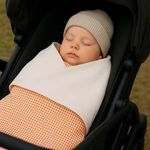 Couverture en coton bio blanc et vichy