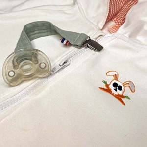 Attache tétine en coton bio teddy vert