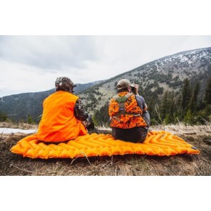 Matelas gonflable isolant léger - orange