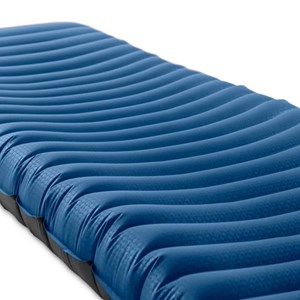Matelas gonflable nemo quasar 3d insula
