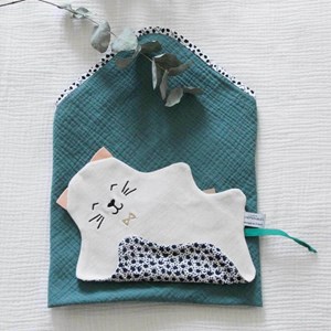 Coffret naissance doudou chat et lange