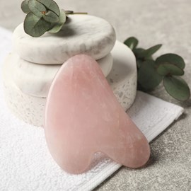 Gua sha visage et corps en quartz rose
