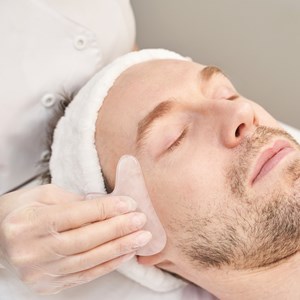 Gua sha visage et corps en quartz rose