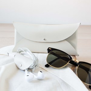 Kit diy - une pochette lunette en cuir