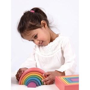 Petit arc-en-ciel en bois