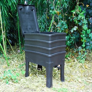 Worm café 3 plateaux + 1 kg de vers