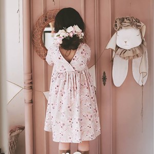 Trophée mural lapine en lin chambre