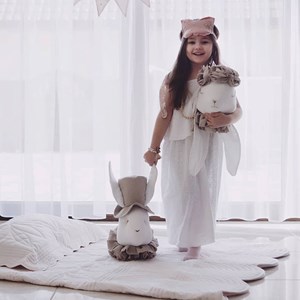 Trophée mural lapine en lin chambre