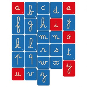 Planches de lettres à tracer montessori