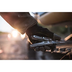 Leatherman charge tti + 19 fonctions