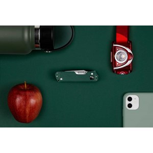 Couteau leatherman free t4 12 fonctions