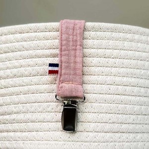 Attache tétine en coton bio teddy rose