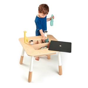 Table forêt pour enfant
