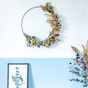 Couronne murale de fleurs séchées hector