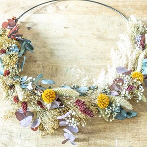 Couronne murale de fleurs séchées hector