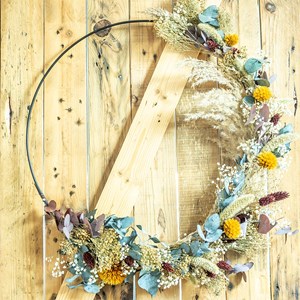 Couronne murale de fleurs séchées hector