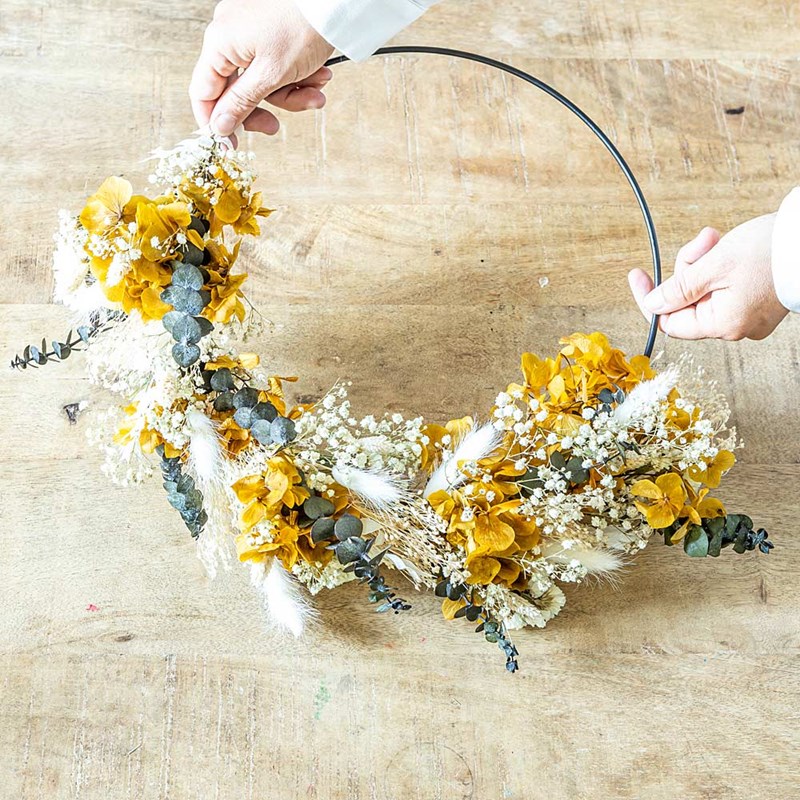 Couronne murale de fleurs séchées horten