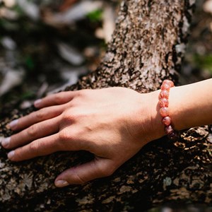 Bracelet yoga quartz fraise 10mm aa