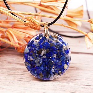 Collier orgonite mandala om lapis-lazuli