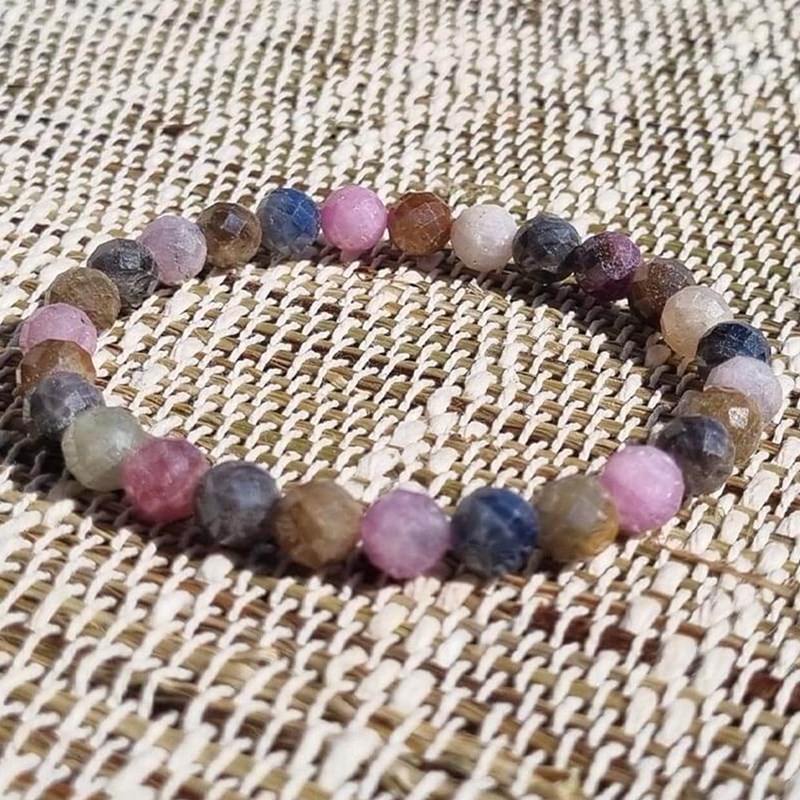 Achamana - Bracelet yoga saphir couleurs facetté aa