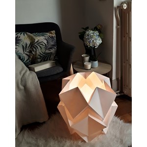 Lampe de sol origami - hikari taille l