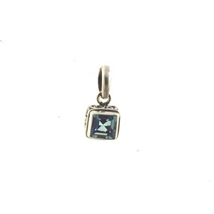 Pendentif topaze bleue