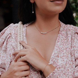 Collier piana en pierres howlite