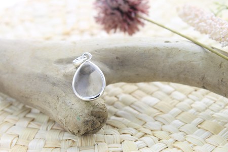 Pendentif goutte cristal roche & argent