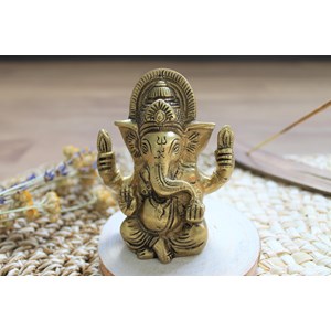 Ganesh assis laiton doré mat 9.2 cm