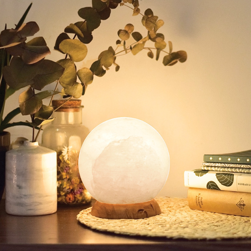 Lampe en cristal de sel blanc ronde
